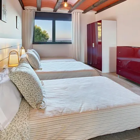 Villa La Cala With Swimming Pool & Sea View, 10 Min Walk From The Sea *