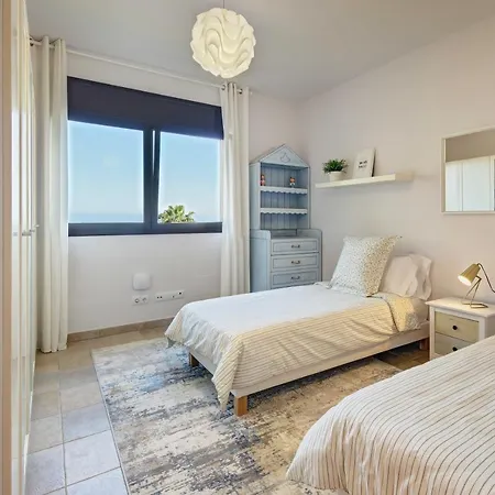 La Cala With Swimming Pool & Sea View, 10 Min Walk From The Sea Blanes